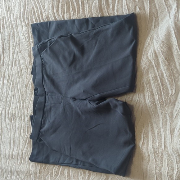 Jules & Leopold Pants - Like New Condition Jules & Leopold Pull-on Pants
